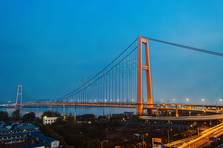 武汉城市建筑夜景建筑杨泗港大桥俯视摄影图配图