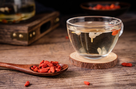 红枸杞养生茶花茶药材食材摄影图配图
