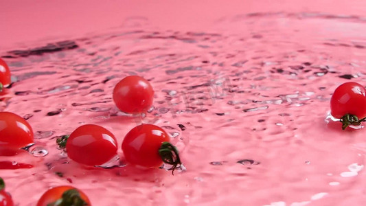 新鲜水果摄影照片_1080圣女果落水小番茄入水新鲜水果
