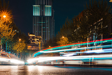 武汉城市交通夜晚交通江汉路光绘摄影图配图