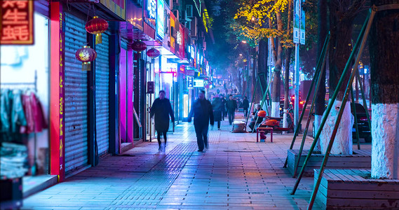 实拍城市夜景街道繁华人流