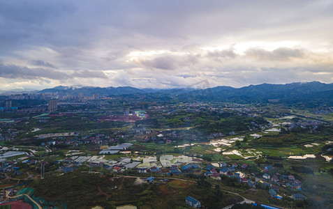 航拍长沙岳麓山高山景区摄影图配图