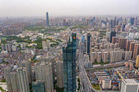 武汉城市建筑阴天建筑群越秀俯视航拍摄影图配图
