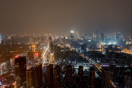 越秀新会摄影照片_武汉城市建筑夜晚建筑群越秀航拍摄影图配图