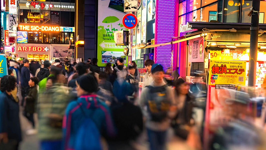 步行街漫画摄影照片_韩国步行街人流实拍