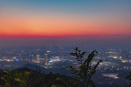 夕阳下午白云山白云区街拍摄影图配图