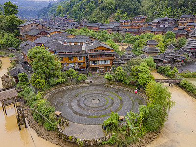 居家观影摄影照片_城市清晨肇兴侗寨风光观景区航拍摄影图配图