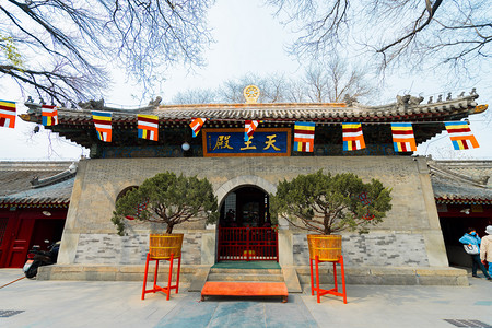 北京地标建筑白天广济寺户外空镜环境摄影图配图