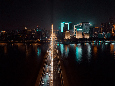 橘子洲摄影照片_航拍长沙橘子洲大桥夜景摄影图配图