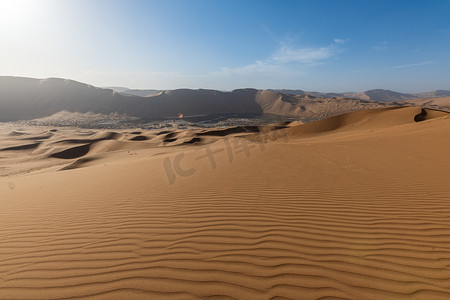 巴丹吉林沙漠下午沙漠室外旅游摄影图配图