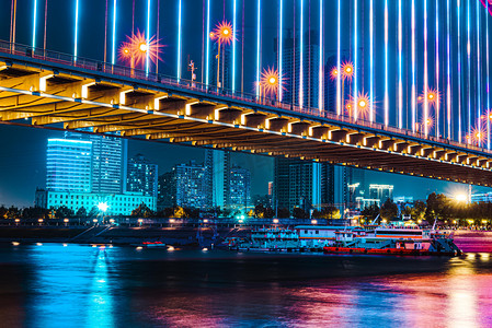武汉城市地标夜晚地标晴川桥夜景俯拍摄影图配图
