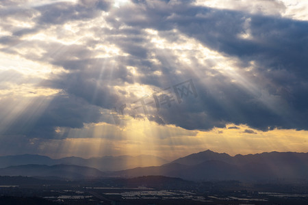 夕阳下山河夕阳乡村农村无摄影图配图