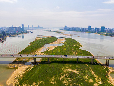 航拍江西南昌大桥交通运输摄影图配图