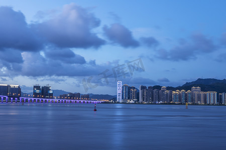 城市建筑夜晚建筑城市无摄影图配图