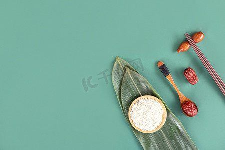 端午节传统节日大枣粽子创意美食摄影图配图