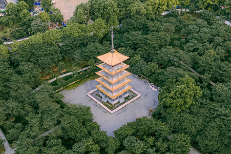 武汉城市地标白天建筑地标东湖樱花园航拍摄影图配图
