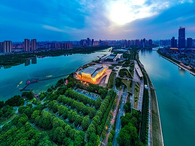 武汉城市全景夜晚建筑地标琴台大剧院航拍摄影图配图
