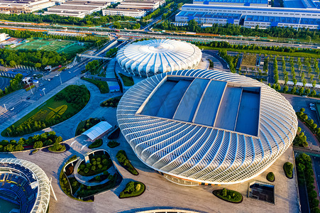 武汉城市地标晴天地标国际网球中心俯拍摄影图配图