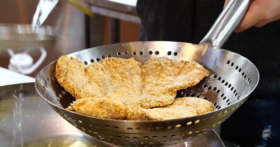 食品商务摄影照片_炸鸡排炸鸡油炸食品美食