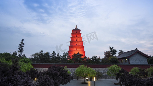 西安古建筑摄影照片_陕西西安地标旅游景点大雁塔旅游宣传