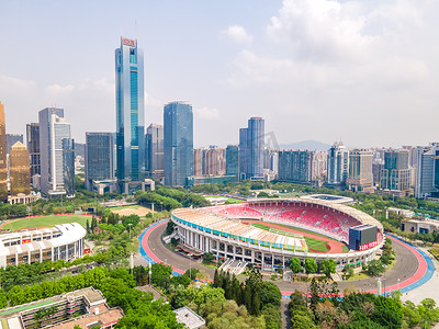 黄龙体育中心摄影照片_广州蓝天天河体育场体育中心旅行摄影图配图