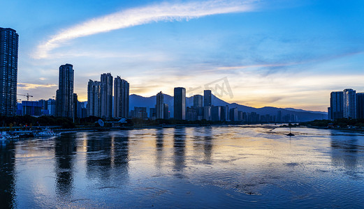 .霓虹摄影照片_福建福州闽江高楼繁华摄影图配图