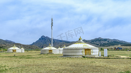 蓝天素材摄影照片_蒙古包山峦上午蒙古包夏季素材摄影图配图