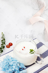 水果酸奶背景图片_简约酸奶海报背景模板