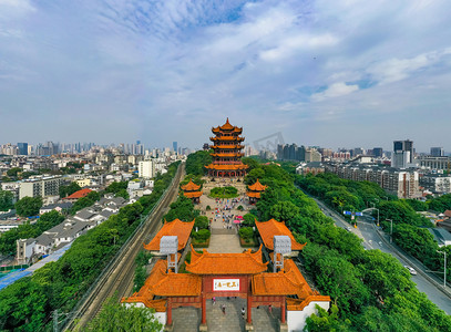 武汉城市地标晴天地标黄鹤楼全景摄影图配图