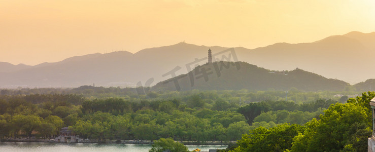 古代建筑摄影照片_北京夏天皇家园林古代建筑旅行摄影图配图