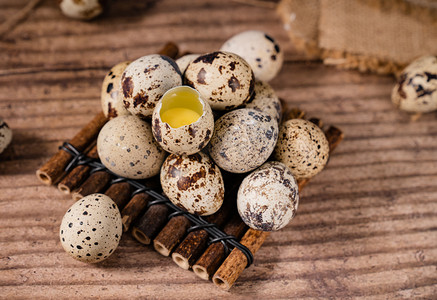鹌鹑蛋食材鲜蛋美味食品摄影图配图