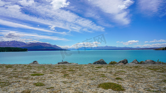 新西兰湖泊正午湖湖泊风景摄影图配图