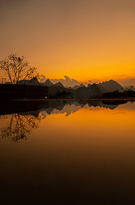 西溪子夜晚山水风景全景摄影图配图