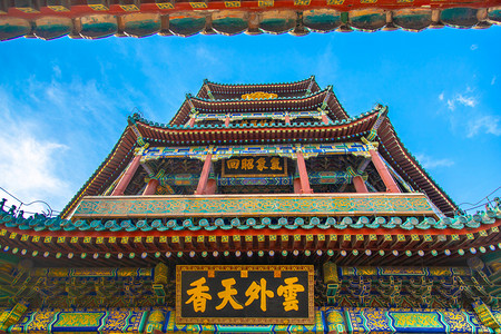 夏天摄影照片_北京夏天佛香阁皇家园林旅行摄影图配图