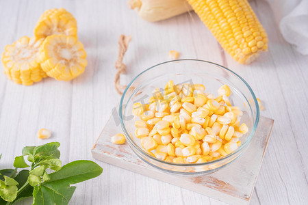 甜玉米新鲜食材玉米粒果蔬食品摄影图配图