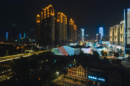 汉街摄影照片_武汉城市建筑群夜晚建筑汉街航拍摄影图配图