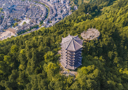 凤凰古城航拍摄影照片_城市中午凤凰古城航拍风光凤凰古城无人机摄影图配图