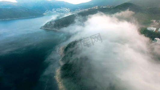 热带雨林雾气航拍