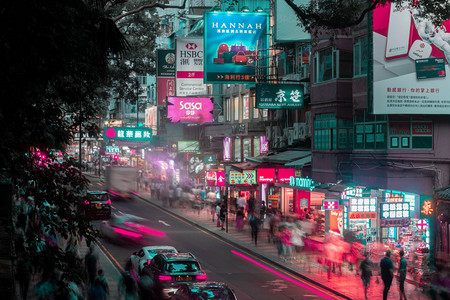 夜景灯光摄影照片_赛博朋克风香港街头摄影图