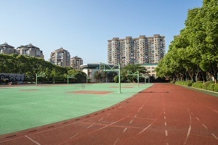 校园操场下午操场学校无摄影图配图