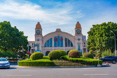 武汉城市建筑晴天建筑汉口火车站俯拍摄影图配图