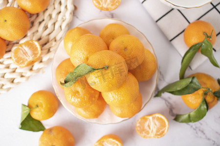 水果美食白天橘子果实室内静物摆拍摄影图配图