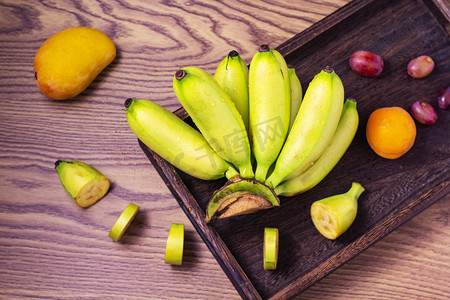 皇帝圣纸摄影照片_静物蔬果香蕉皇帝蕉新鲜水果摄影图配图