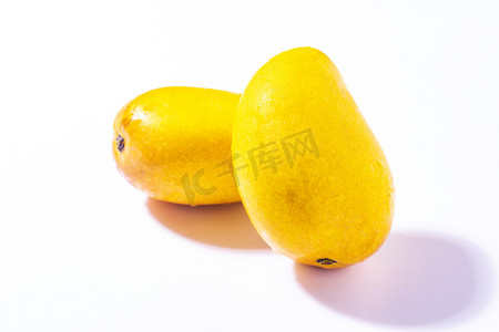 静物水果芒果黄色芒果新鲜芒果摄影图配图