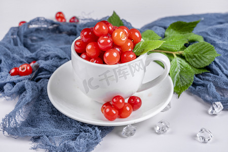 鲜甜营养美味特色水果珍珠樱桃摄影图配图