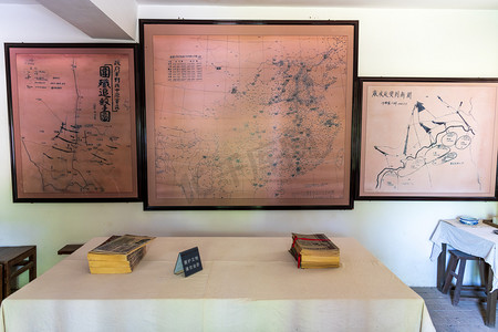 枣园遗址作战地图下午地图桌子室内摄影摄影图配图