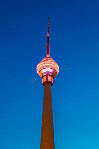 北京夜景中央电视塔城市建筑梦幻摄影图配图