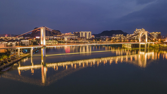 城市夜晚柳州红光大桥城市风光岸边无人机摄影图配图