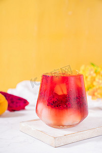 夏天饮品水果果汁冷饮摄影图配图