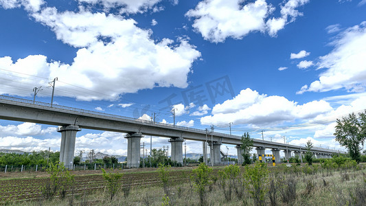 高铁桥梁下午桥梁夏季素材摄影图配图